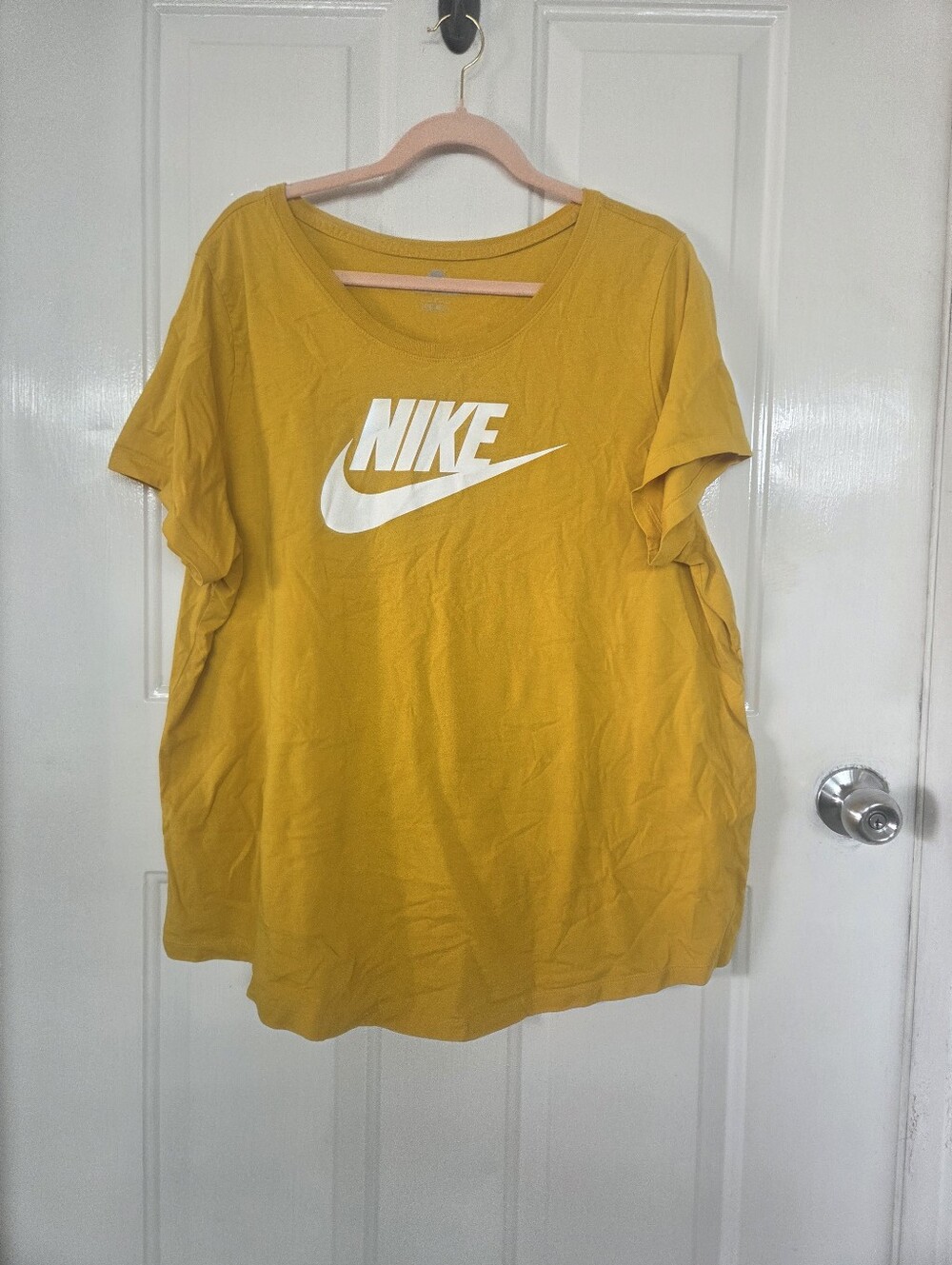 Nike Women's Plus Size 2X Yellow Logo Tee